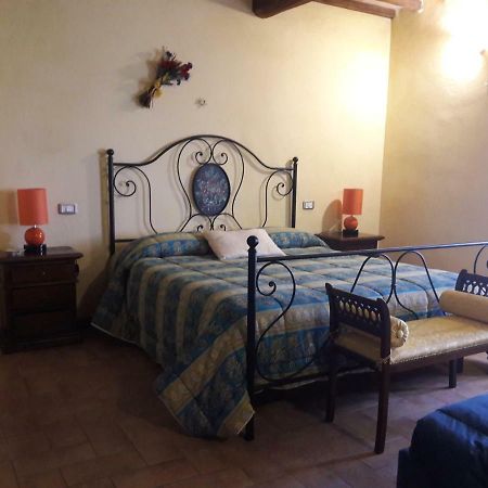 Affittacamere Da Laura Silvi Orvieto Luaran gambar