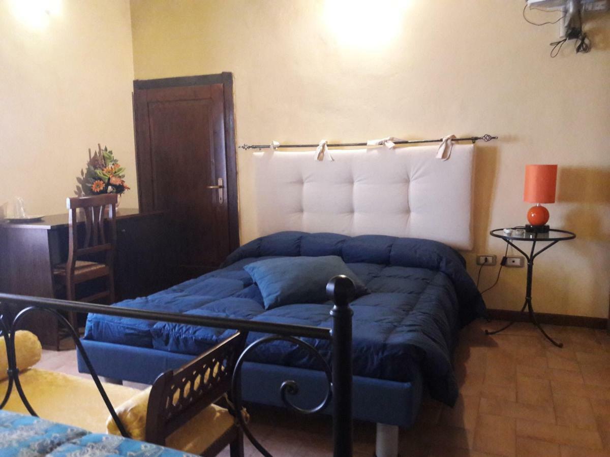 Affittacamere Da Laura Silvi Orvieto Luaran gambar